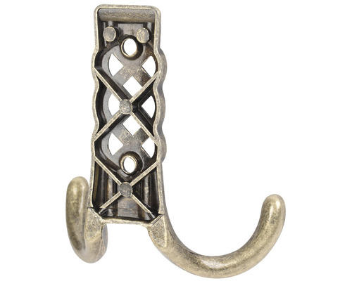 Kovový věšák na oblečení