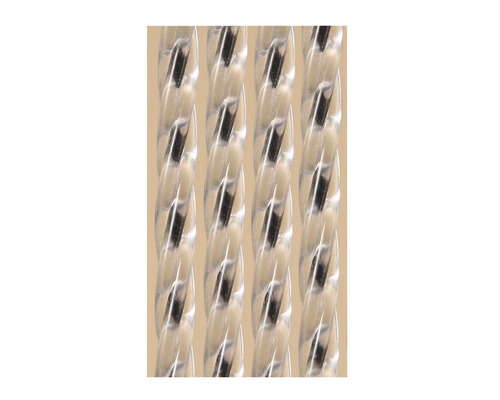 Detail několika zkroucených průhledných brček