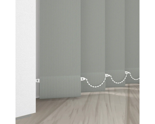 Šedé lamelové závěsy s ovládací šňůrou