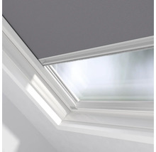 Střešní okno s roletou