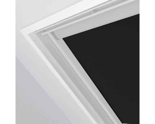 Střešní okno se zatemňovací roletou