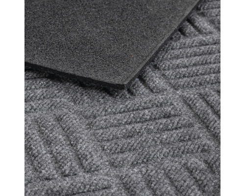 Rohožka s drážkovanou strukturou