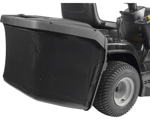 Zahradní traktor se sběrným košem