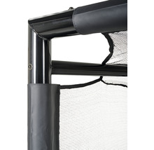 Detail fotbalové branky se sítí