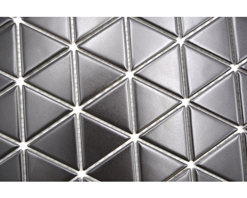 Trojúhelníkové mozaikové dlaždice z keramiky