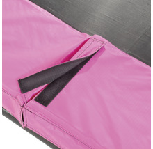 Detailní záběr krytu trampolíny se suchým zipem