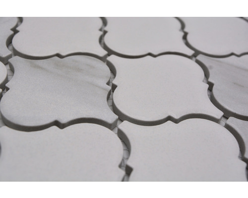 Mozaiková dlaždice v orientálním stylu