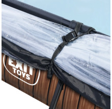 Detail bazénového krytu s upevňovacím popruhem a logem EXIT Toys