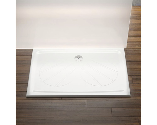 Obdélníková sprchová vanička s odtokem a drážkovaným vzorem