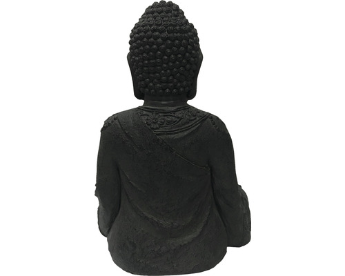 Pohled zezadu na sochu Buddhy