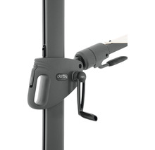 Detailní pohled na slunečník Derby s klikovým mechanismem