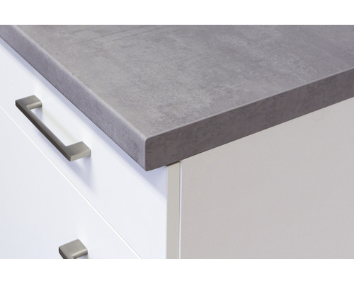 Kuchyňská pracovní deska na kuchyňské skříňce