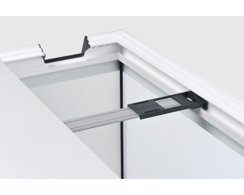 Kryt EHEIM s krmným otvorem pro akvária