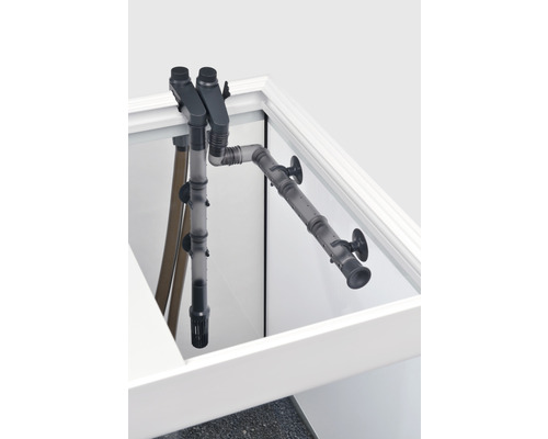 Akvarijní čerpadlo v akváriu