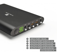 Powerbanka Viking s několika porty a indikátorem úrovně nabití