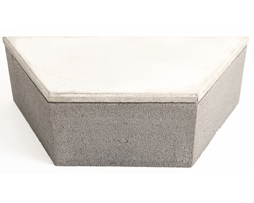 Trojuhelníkový betonový truhlík