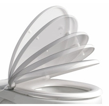 WC sedátko s pomalým zavíráním v různých polohách otevření