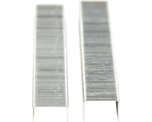 Dvě sešívací sponky