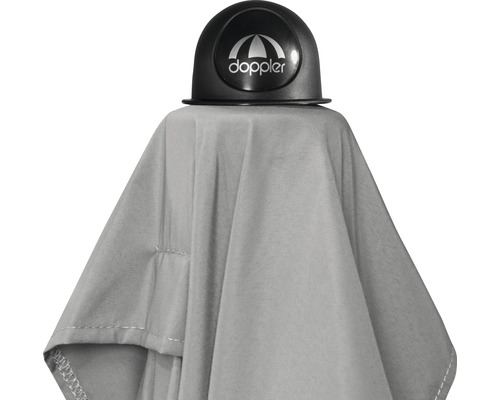 Logo Doppler na zavřeném deštníku