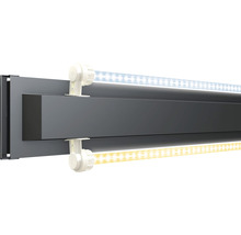 LED svítidlo se světlem ve dvou různých teplotách barev