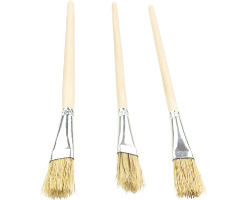 Tři štětce na radiátory s dřevěnou rukojetí a přírodními štětinami