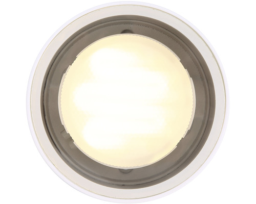 Kulaté stropní svítidlo zespodu se zapnutým světlem