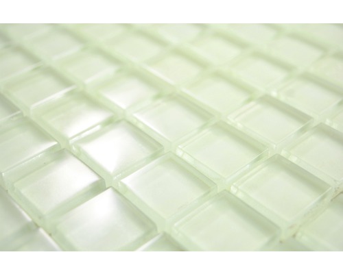 Detail mozaikových dlaždic na stěnu a podlahu