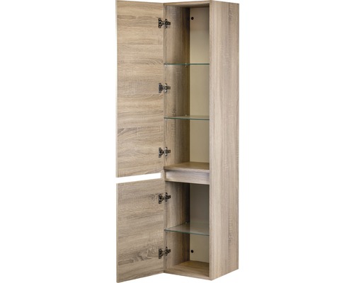 Otevřená vysoká skříňka se skleněnými policemi