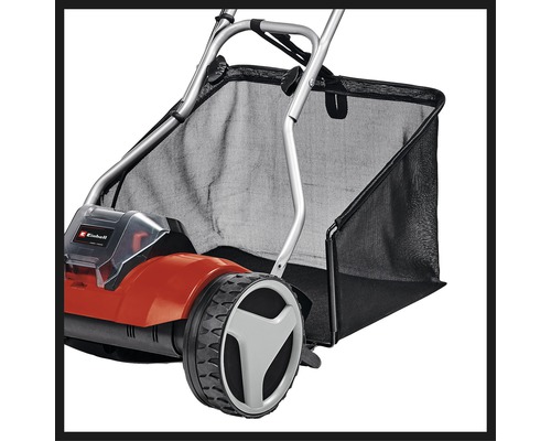 Einhell provzdušňovač trávníku s košem na zahradní údržbu