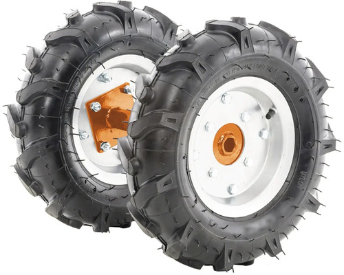 Dvě polní pneumatiky pro motorová zařízení