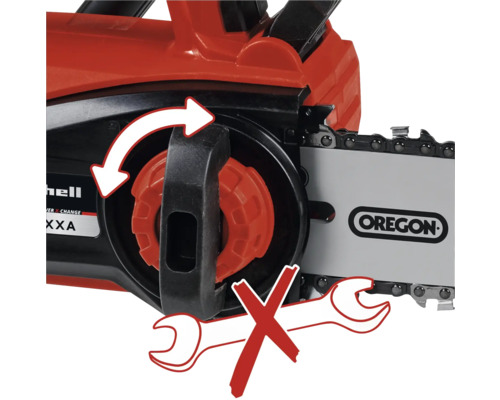 Detailní záběr řetězové pily Einhell: napínání řetězu bez použití nářadí a lišta Oregon