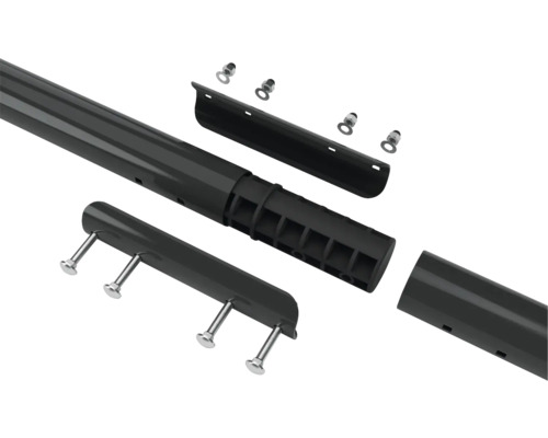 Jednotlivé díly sloupku plotu se šrouby a krytem