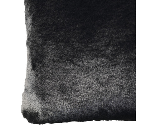 Dekorační polštář z imitace kožešiny