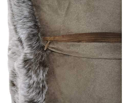 Dekorační polštář se zipem a lemem z umělé kožešiny