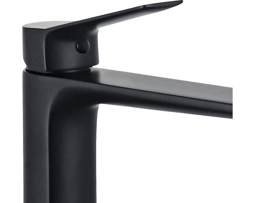 Kovová vodovodní baterie