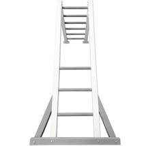 Dřevěný žebřík na lezení do zahrady