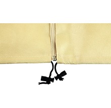 Detailní záběr ochranného obalu se zipem a stahovací šňůrkou