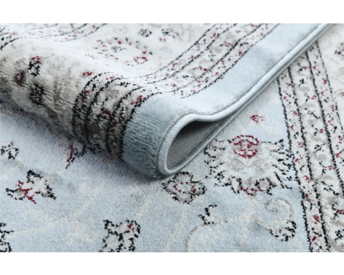 Detail vzorovaného koberce