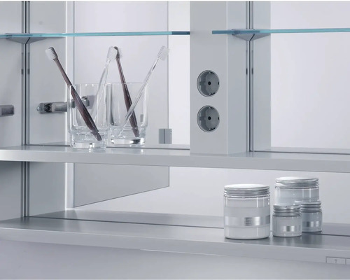 Koupelnová skříňka se zásuvkami, zubními kartáčky a nádobami