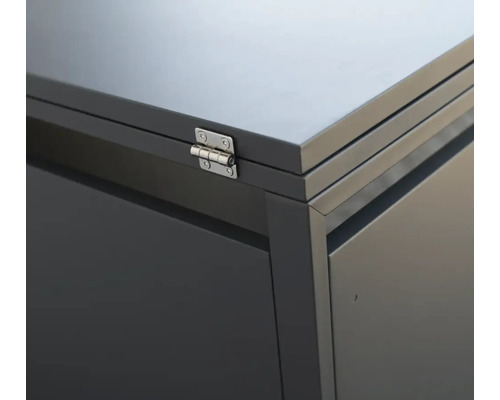 Detail úložného boxu s pantem