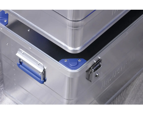 Stohovatelná hliníková bedna s rohovou výztuhou a držadlem