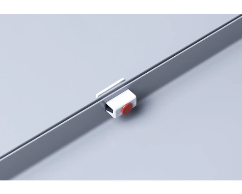 Západka dveří skříně s červeným knoflíkem