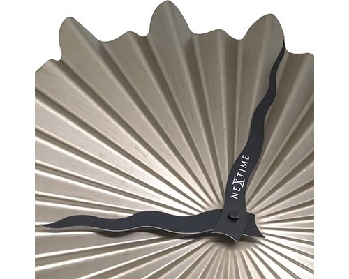 Nástěnné hodiny Nextime s radiálním designem a zakřivenými ručičkami