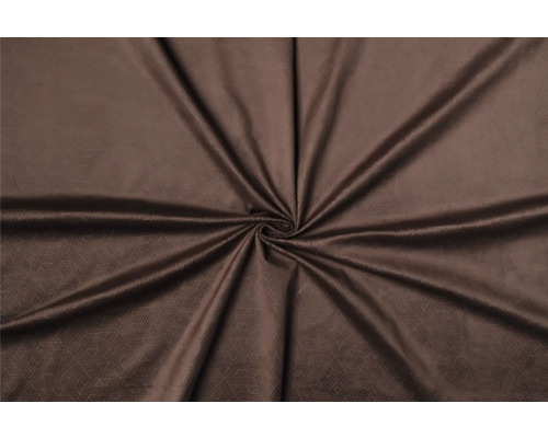 Hnědá dekorační látka s geometrickým vzorem