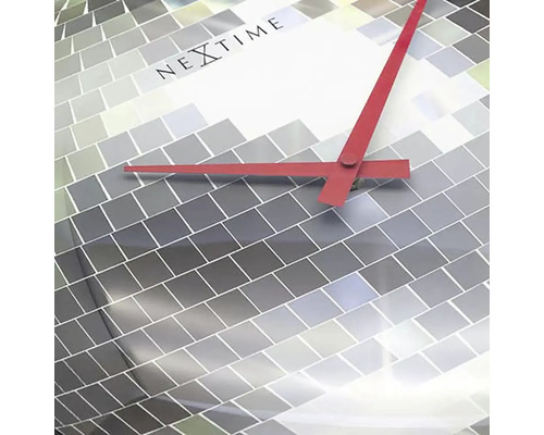 Nástěnné hodiny Nextime s mozaikovým vzorem a červenými ručičkami