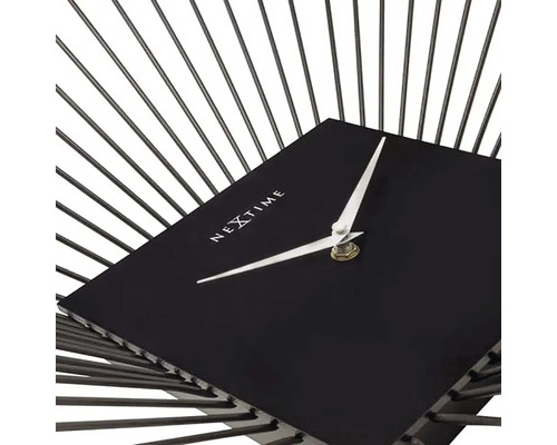 Nástěnné hodiny s logem Nextime s kovovými paprsky a ručičkami