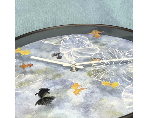 Nástěnné hodiny s motivem rybníka a rybami