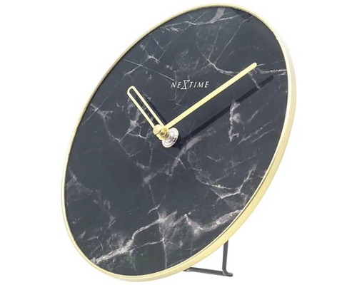 Stolní hodiny Nextime se strukturou mramoru a zlatými ručičkami