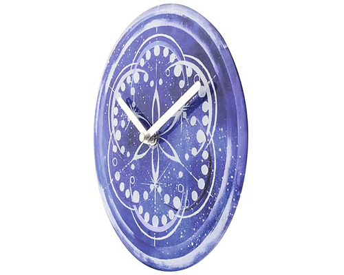 Dekorativní nástěnné hodiny se vzorem