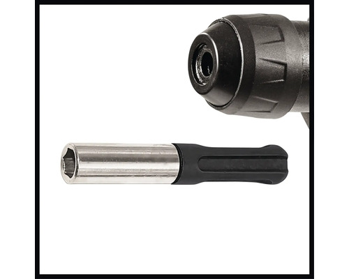 Vrtací stroj se zástrčkovým klíčem